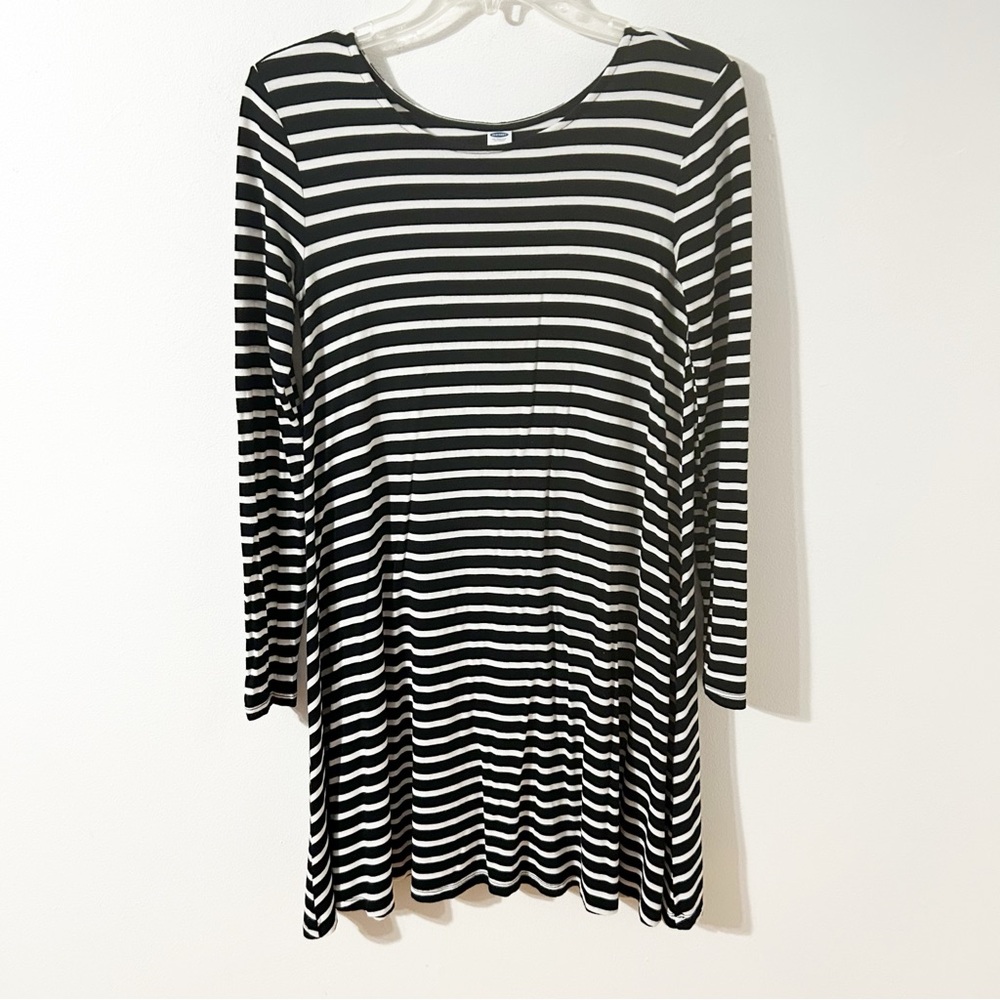 Old Navy Jersey Knit Long Sleeve Striped Swing Dress Rounded Collar Comfortable